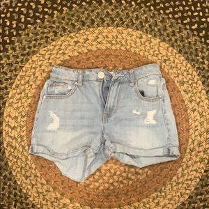 Tillys ripped mom shorts